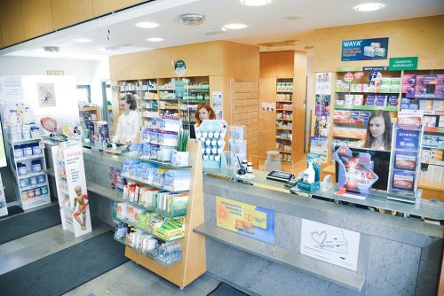 Lekarna Mengeš (notranjost)