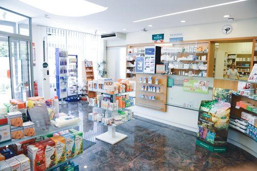 Lekarna Radomlje (notranjost)